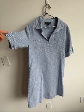 Karen Scott ladies sear sucker dress
Medium